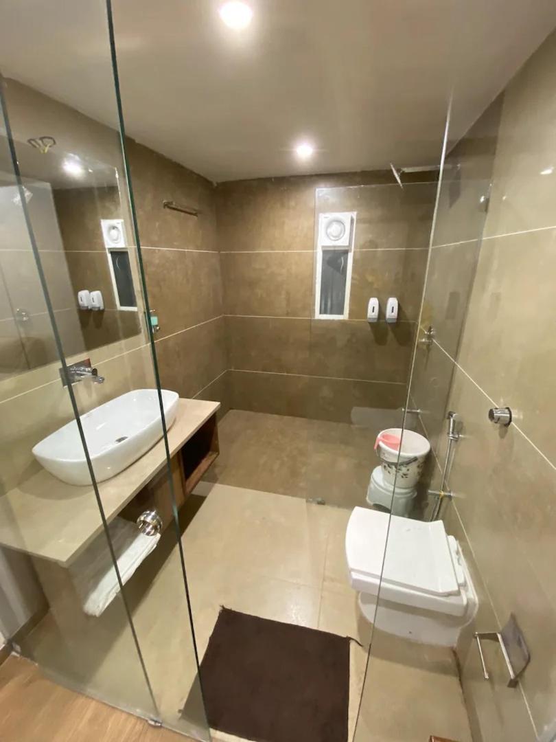 Hotel Evershine 拉杰果德 外观 照片