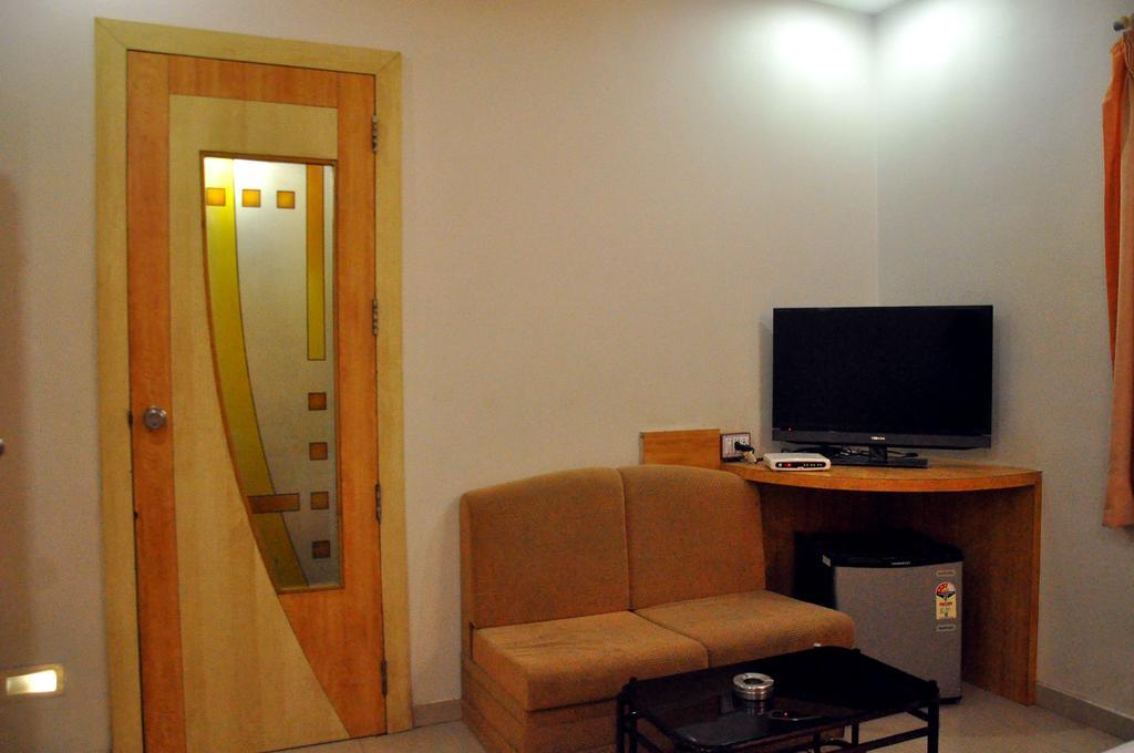 Hotel Evershine 拉杰果德 外观 照片